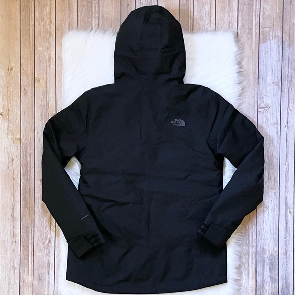 The North Face Women’s Inlux Insulated Waterproof Black Jacket - Picture 6 of 9